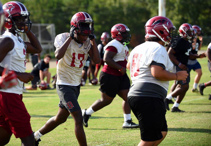 Dothan High Wolves begin football practice